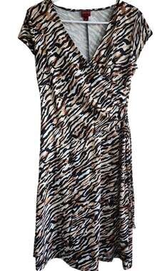Merona Animal print Dress size small Flare Slinky Stretchy V Neck.